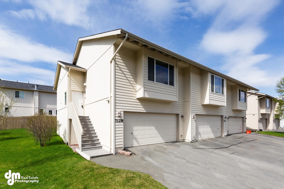 7129 Fairweather Park Loop