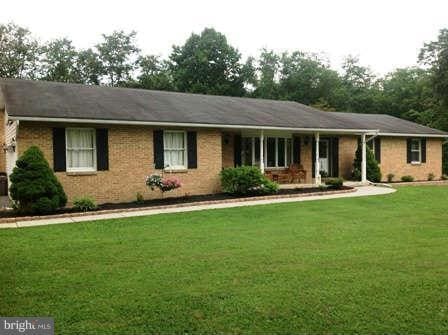 307 Neale Ct, Sykesville, MD 21784 - photo 1