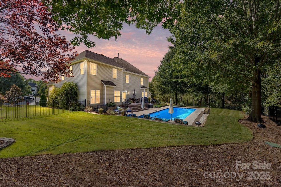 Sold $727,000 • Co-Listing Agent