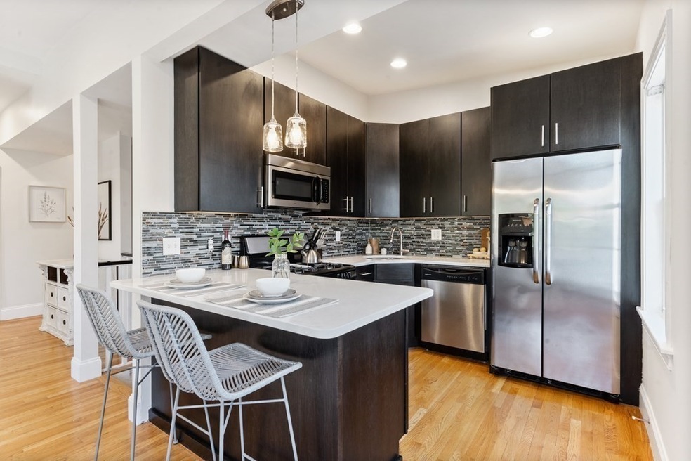 200 W 8th St unit 3, Boston, MA 02127 - photo 1