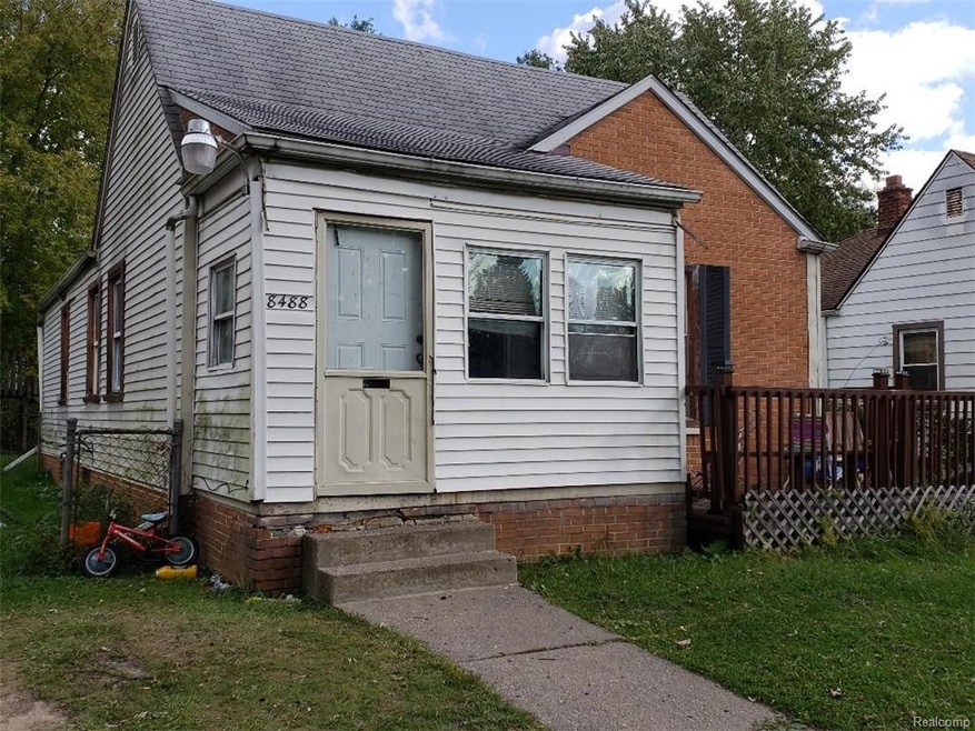 front ext.jpg