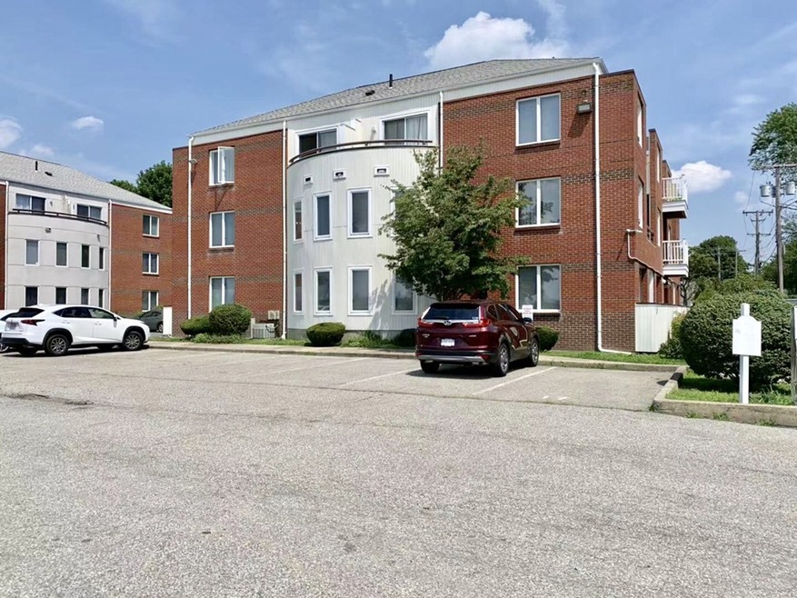 17 Margin St unit 16, Lynn, MA 01905 - photo 1