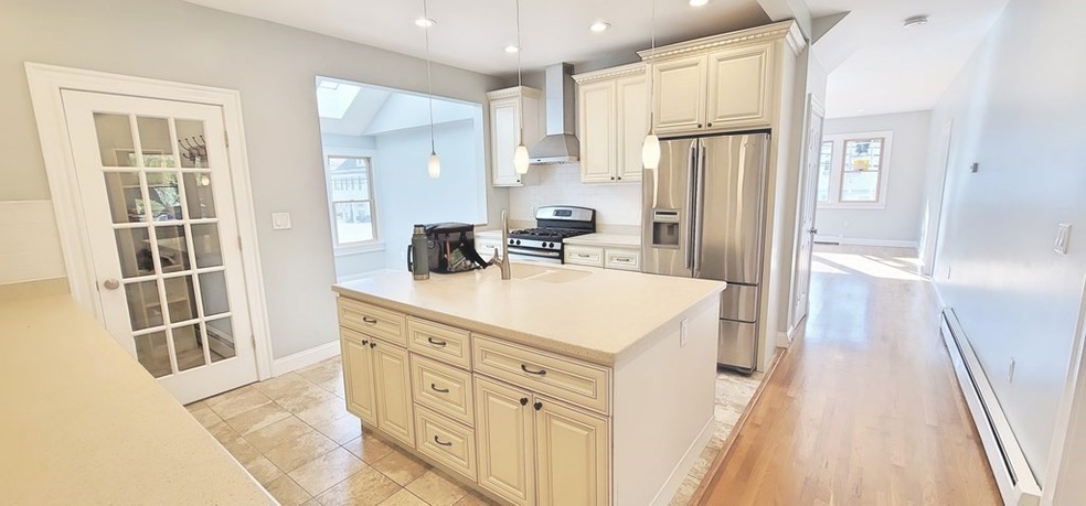 31 Columbus Ave unit 31, Waltham, MA 02451 - photo 1