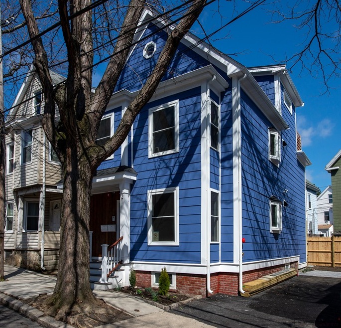 21 Dell St unit 2, Somerville, MA 02145 - photo 1