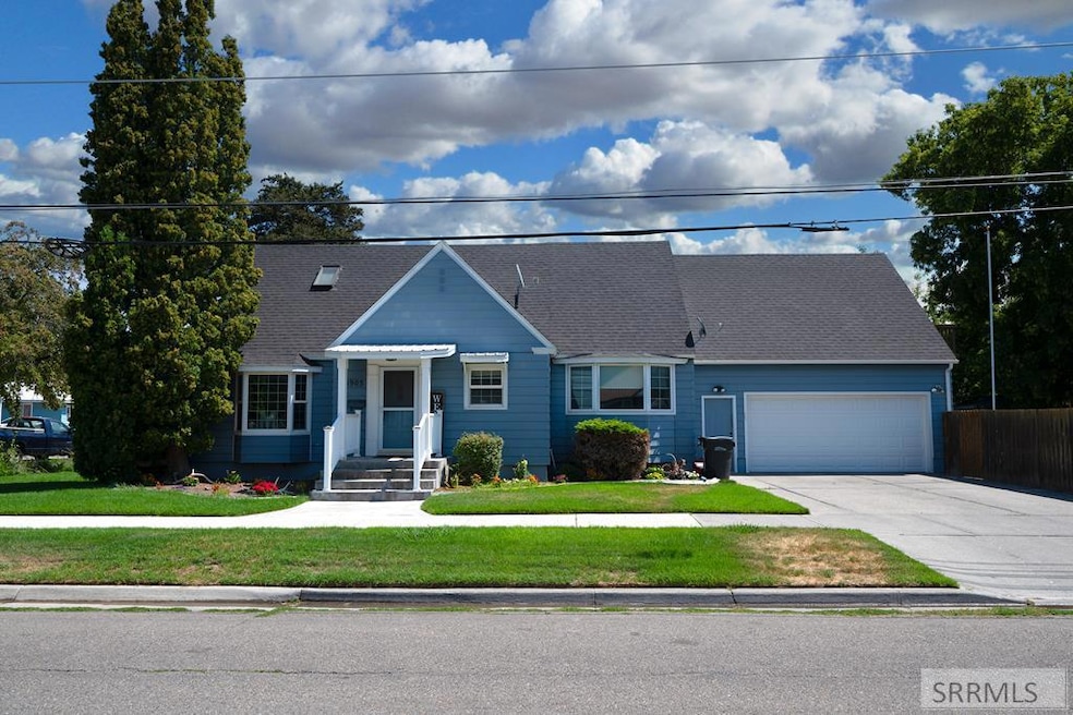 For Sale $369,000 • Co-Listing Agent