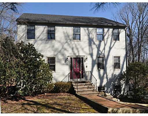 677 Division Rd, East Greenwich, RI 02818 - photo 1