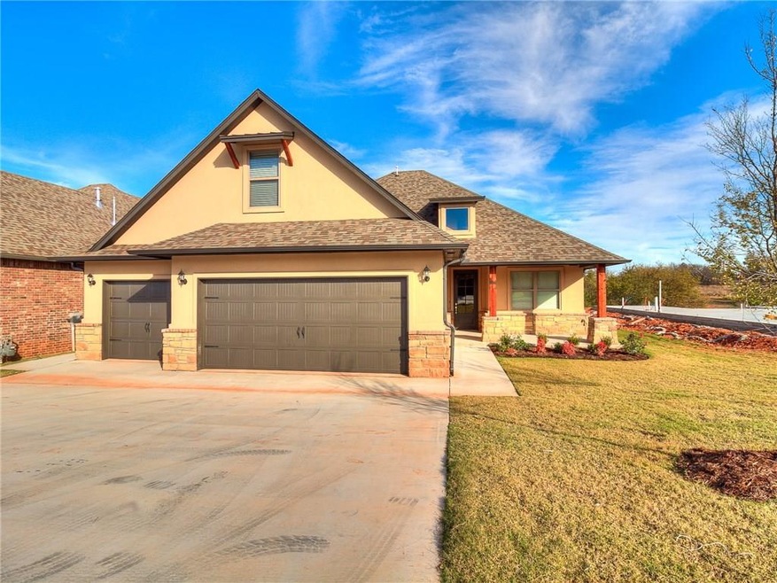 2605 NE 14th St, Moore, OK 73160 - photo 1