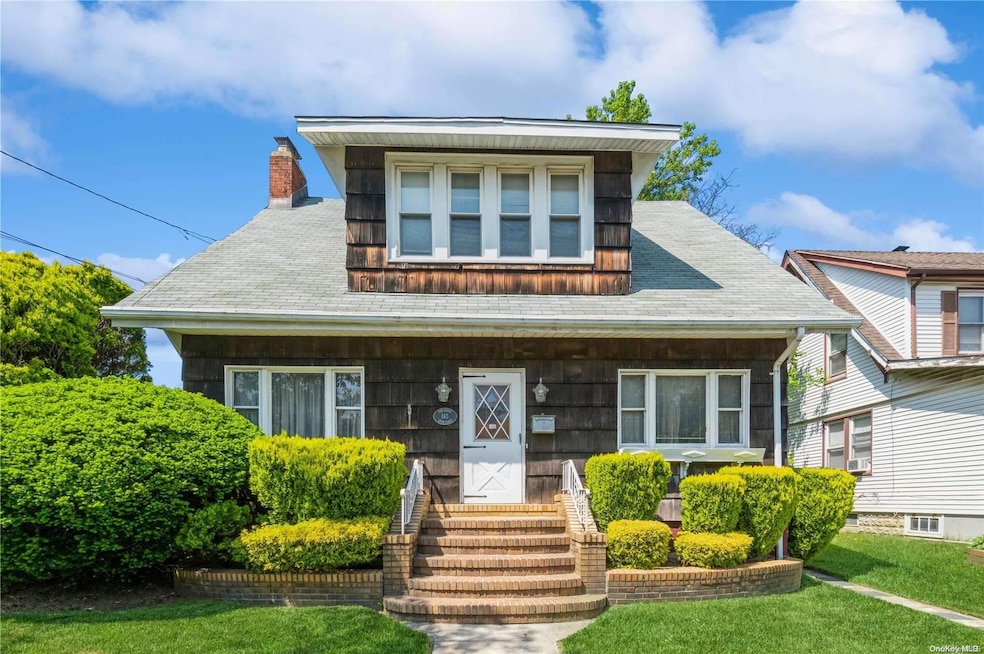 145 Lyon Place, Lynbrook, NY 11563 - photo 1
