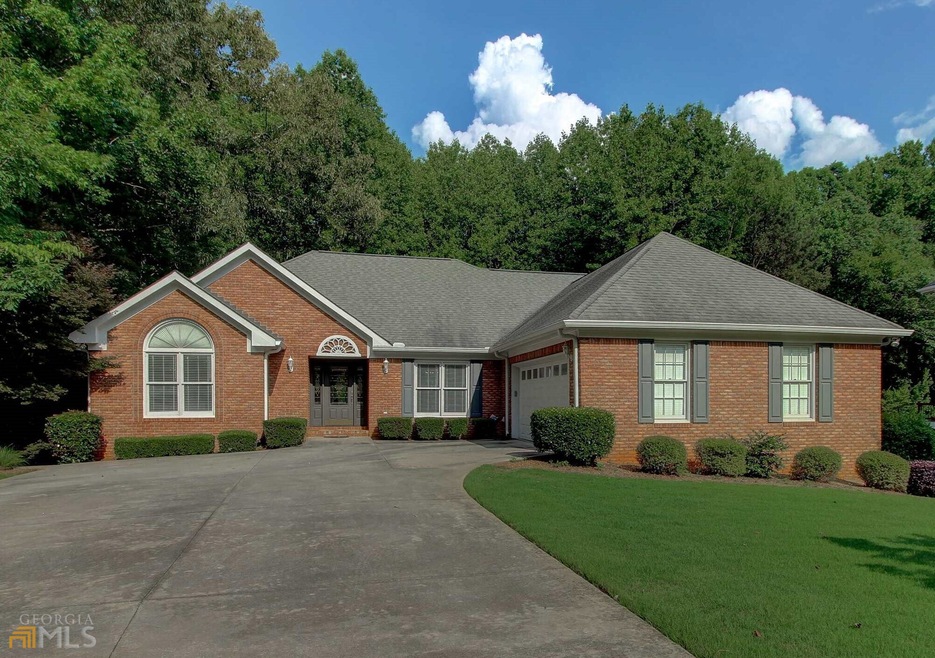 2250 Weatherstone Cir SE, Conyers, GA 30094 - photo 1