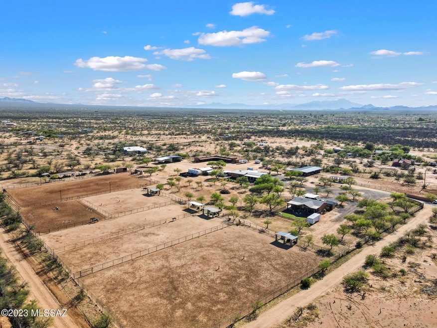 Travisgant 10 acre working ranch