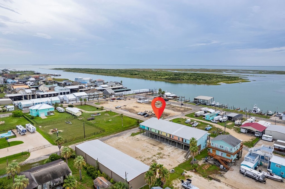 1402 Commerce unit 2, Port O'Connor, TX 77982 - photo 1