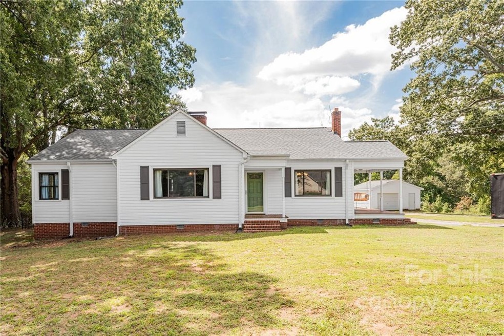 4707 Rainbow Dr, Kannapolis, NC 28081 - photo 1