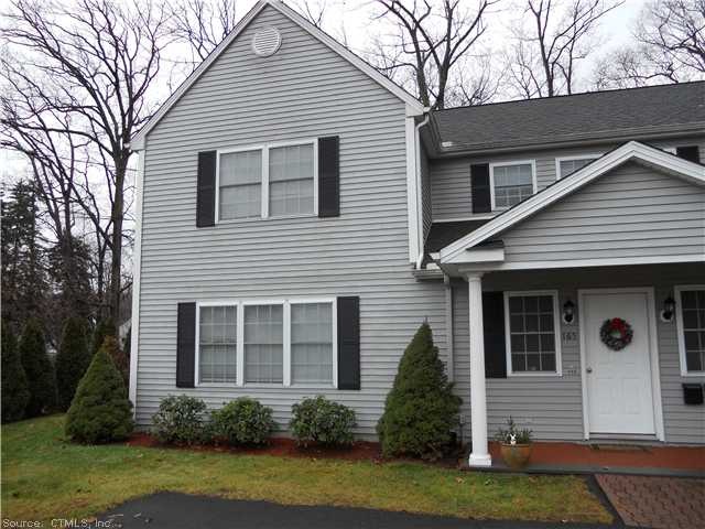 165 Colonial St unit A, Oakville, CT 06779 - photo 1