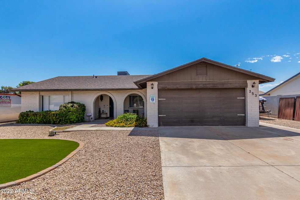 253 E Chilton Dr, Tempe, AZ 85283 - photo 1
