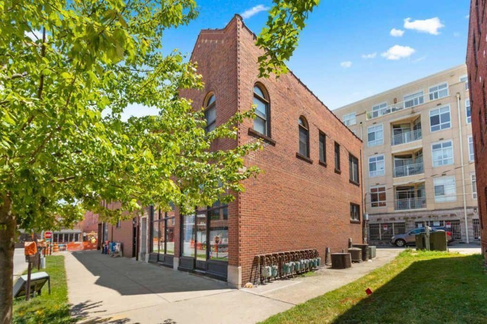 11 W 1st Ave unit F, Columbus, OH 43201 - photo 1