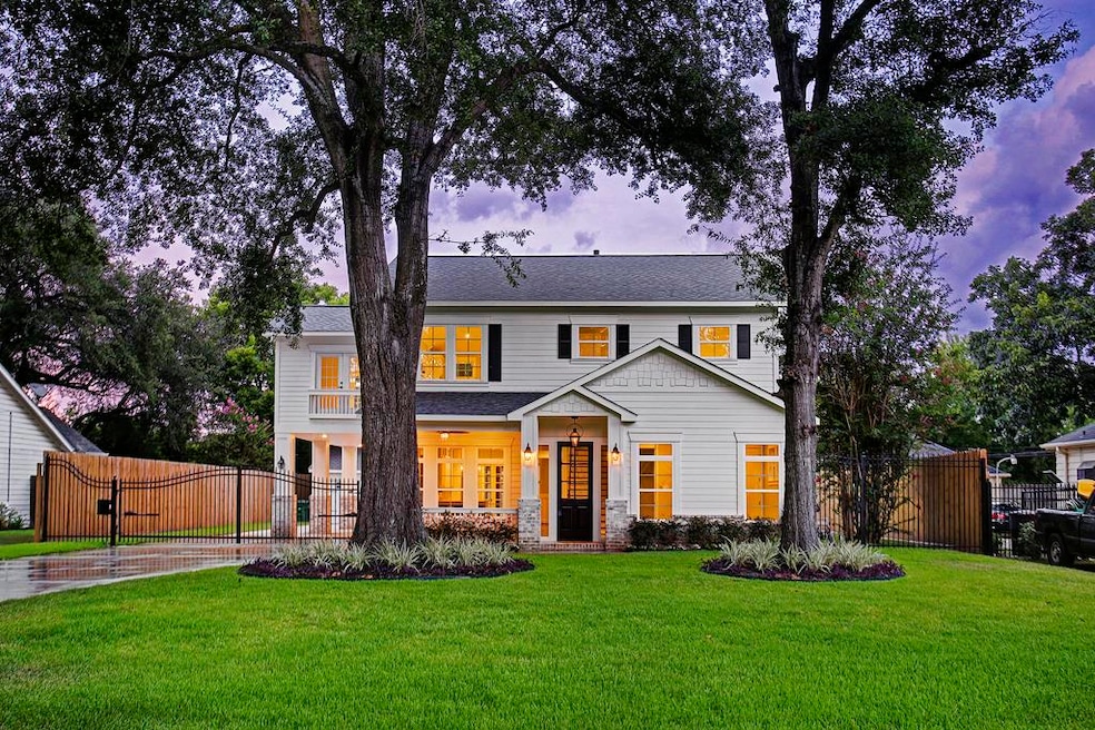 3118 Randall St, Houston, TX 77018 - photo 1