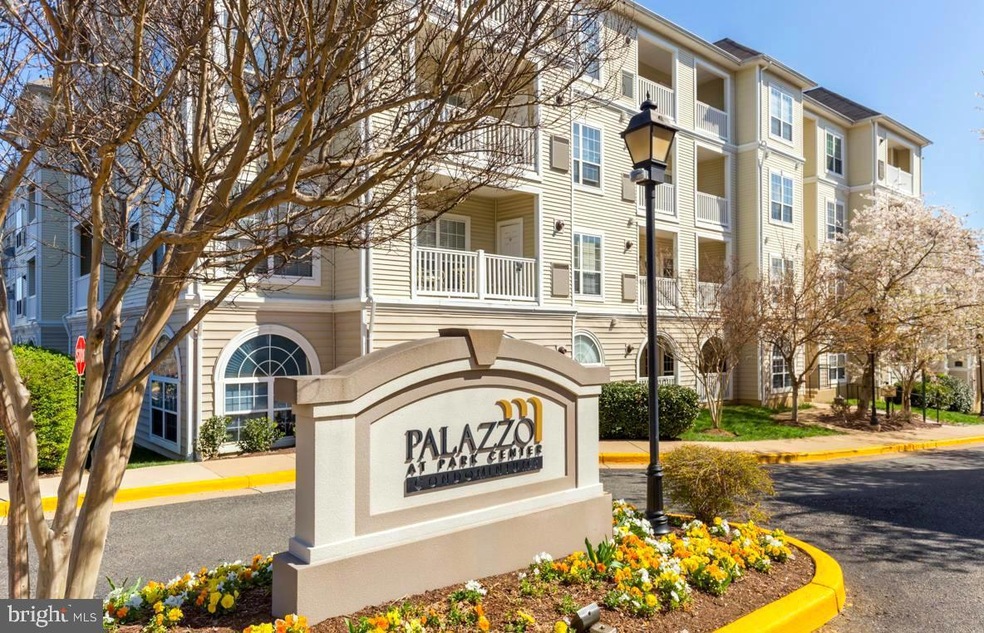 4550 Strutfield Ln unit 2103, Alexandria, VA 22311 - photo 1