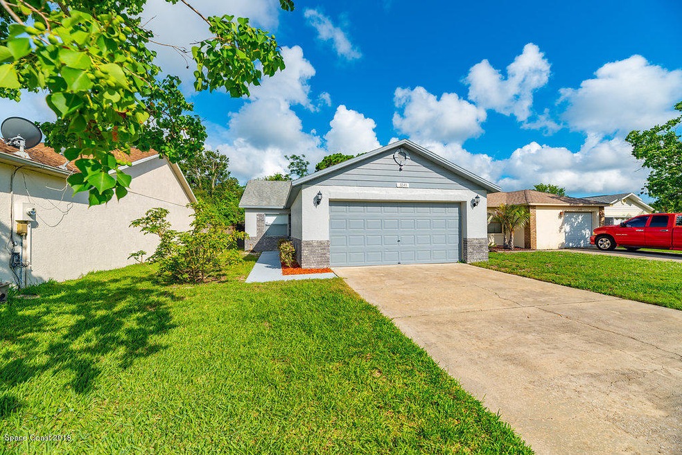 Dunhill Dr