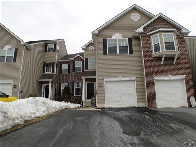 5312 Green Lawn Dr, Macungie, PA 18062 - photo 1