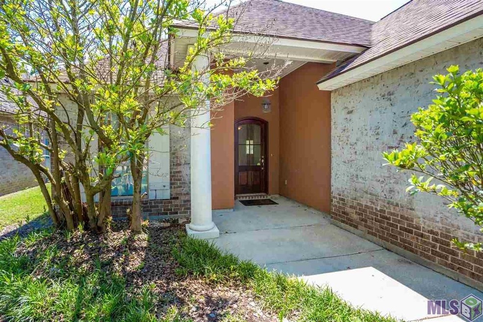 2628 Colonial Way, Zachary, LA 70791 - photo 1