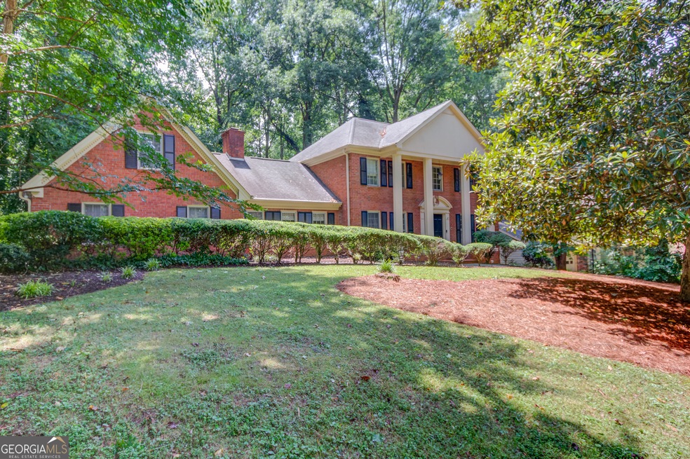 3554 Summie Dr SW, Lilburn, GA 30047 - photo 1