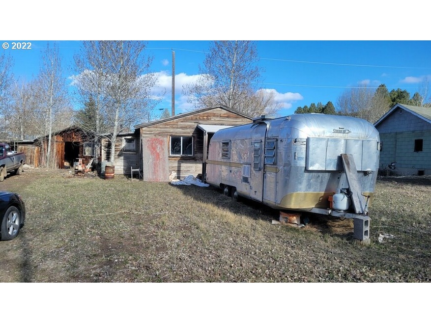 108 B Ave, Seneca, OR 97873 - photo 1