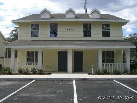 4562 SW 48th Way unit 101, Gainesville, FL 32608 - photo 1