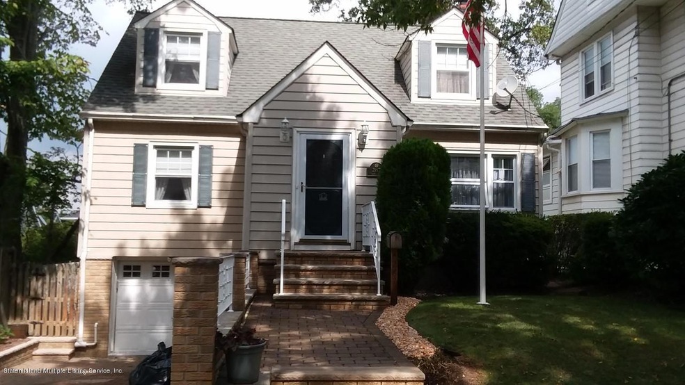 287 College Ave, Staten Island, NY 10314 - photo 1