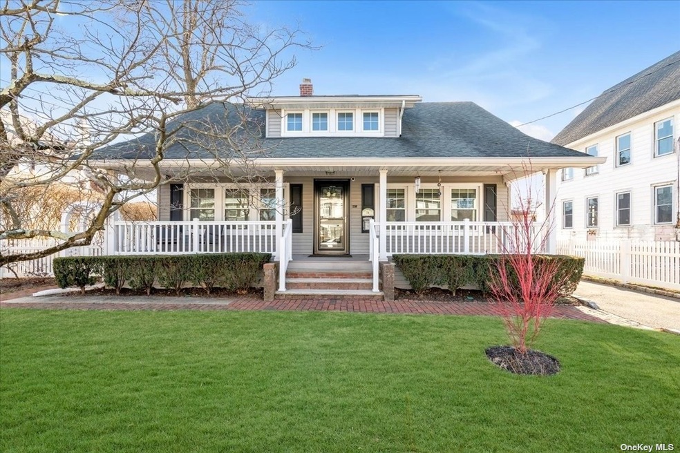 74 Peterson Place, Lynbrook, NY 11563 - photo 1