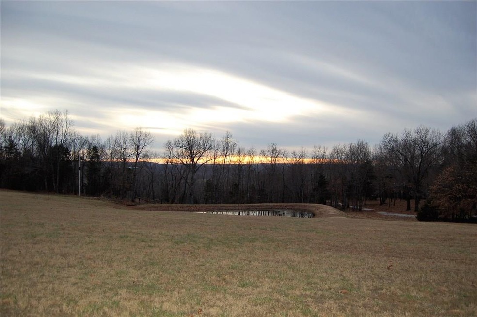 11402 Colcleasure Rd, Fayetteville, AR 72701 - photo 1