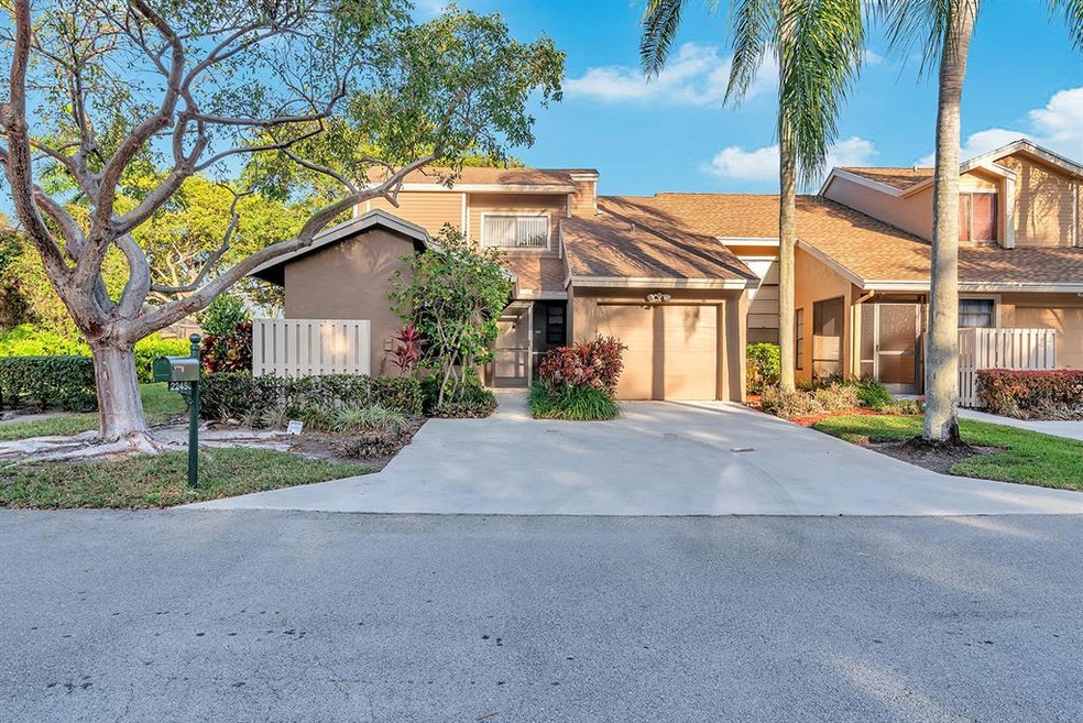 22450 Cypress Wood Ln, Boca Raton, FL 33428 - photo 1