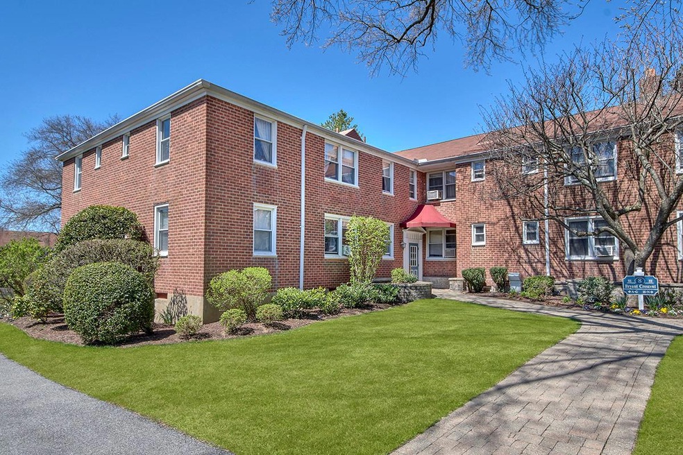 8 Bryant Crescent unit 2BC, White Plains, NY 10605 - photo 1