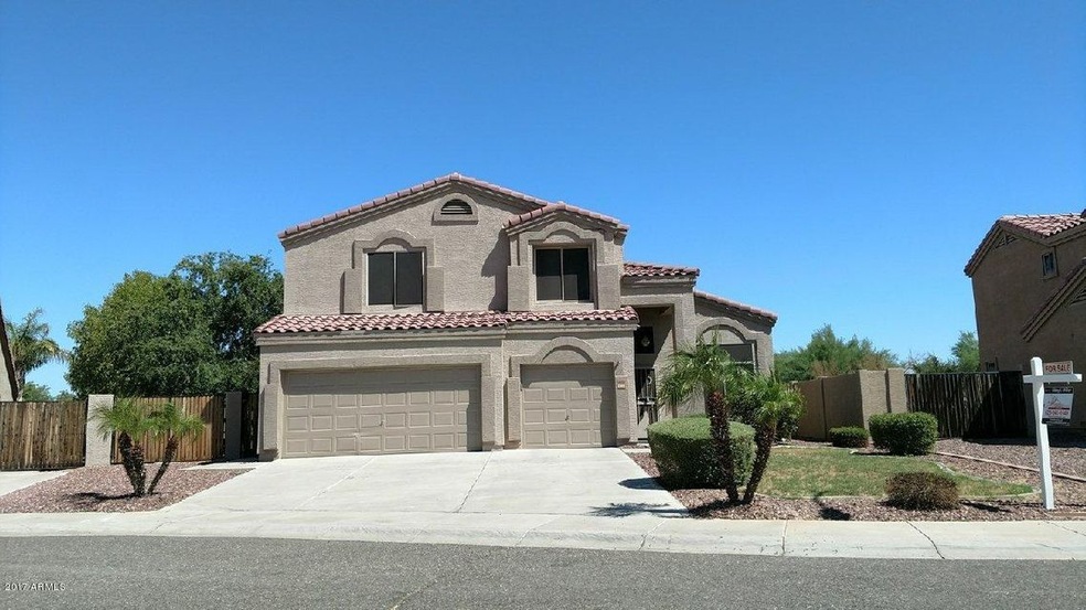 FRONT VIEW OF HOME