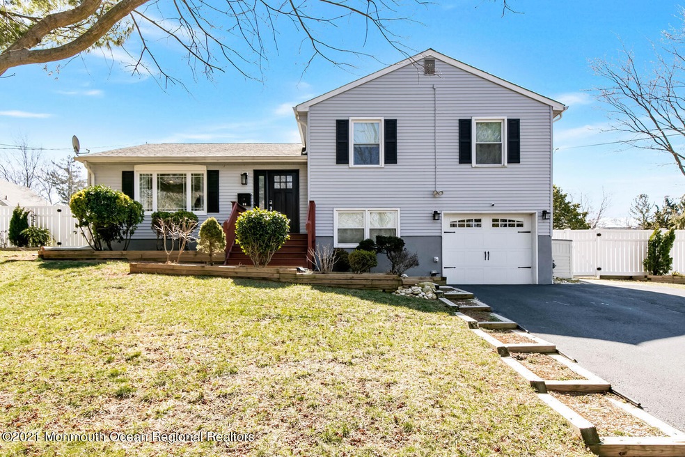 62 Highland Ave Leonardo NJ-large-034-00