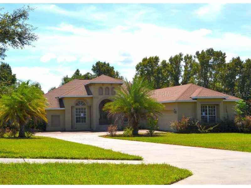 34124 Kentucky Derby Place, Dade City, FL 33525 - photo 1