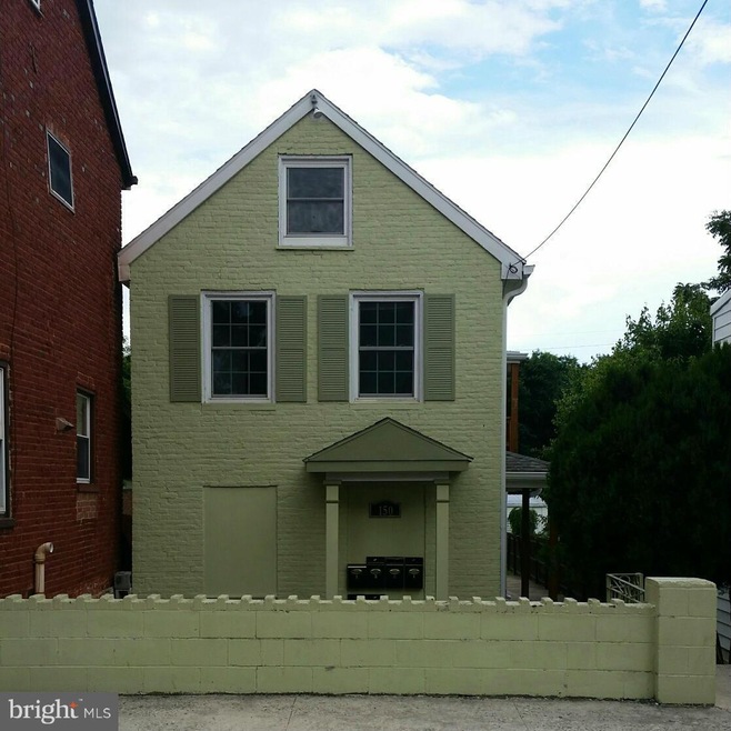 150 S 3rd St unit 4, Chambersburg, PA 17201 - photo 1