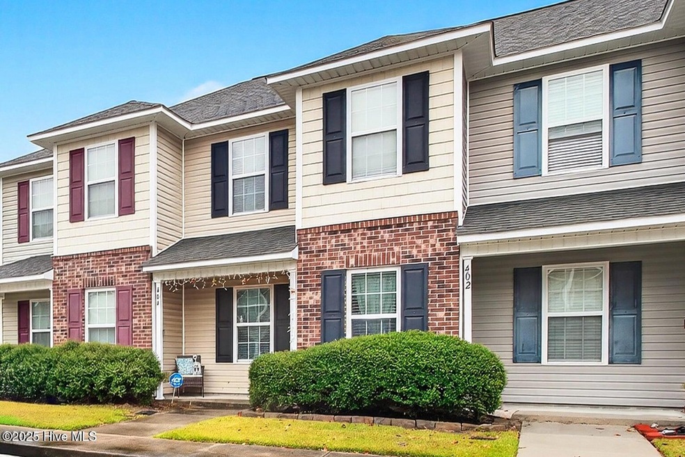 404 Falls Cove, Jacksonville, NC 28546 - photo 1