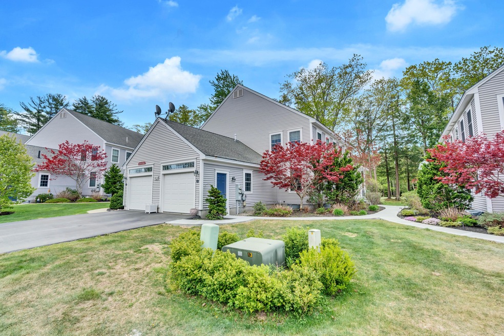 52 Wild Dunes Way unit 11B, Old Orchard Beach, ME 04064 - photo 1