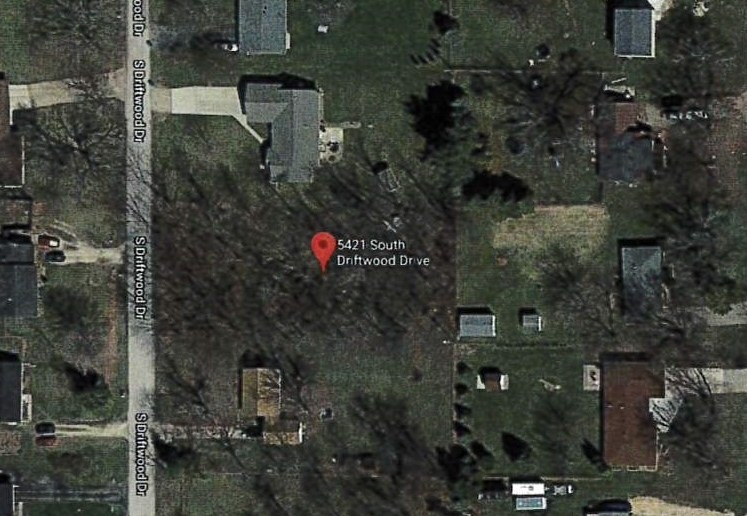 5421 S Driftwood Dr, Janesville, WI 53546 - photo 1