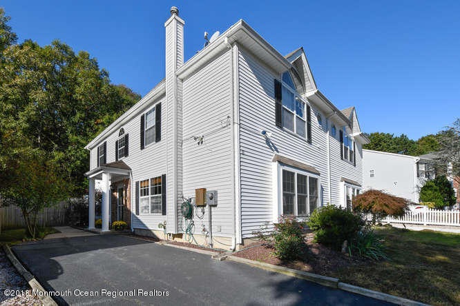 33 Brewster Cir, Old Bridge, NJ 08857 - photo 1