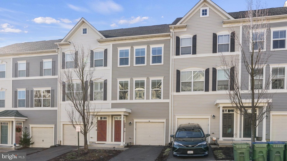 208 Shamrock Dr unit 3097, Stafford, VA 22556 - photo 1