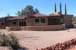 frontviewhouse