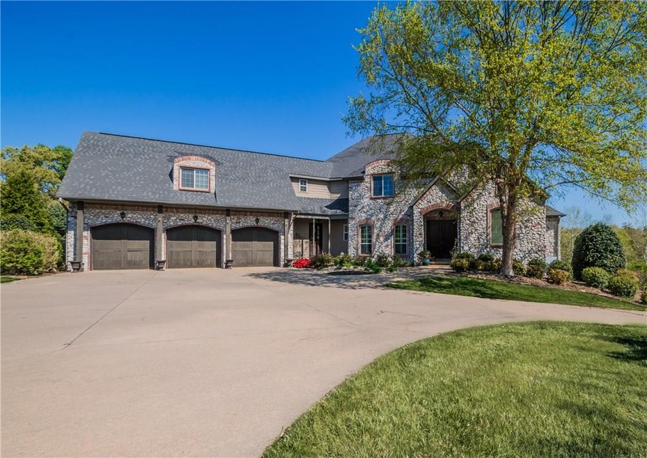 11463 Belfry Point, Bentonville, AR 72712 - photo 1