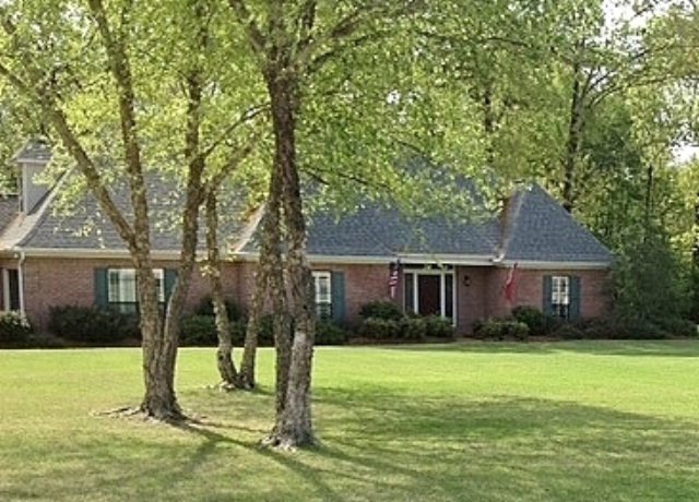 109 Cedar Hill Dr, Oxford, MS 38655 - photo 1