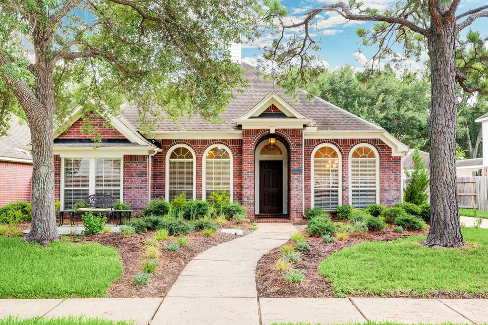 8423 Broken Timber Way, Houston, TX 77095 - photo 1