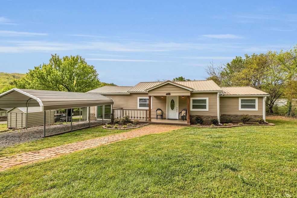 104 Poplar St, Rossville, GA 30741 - photo 1