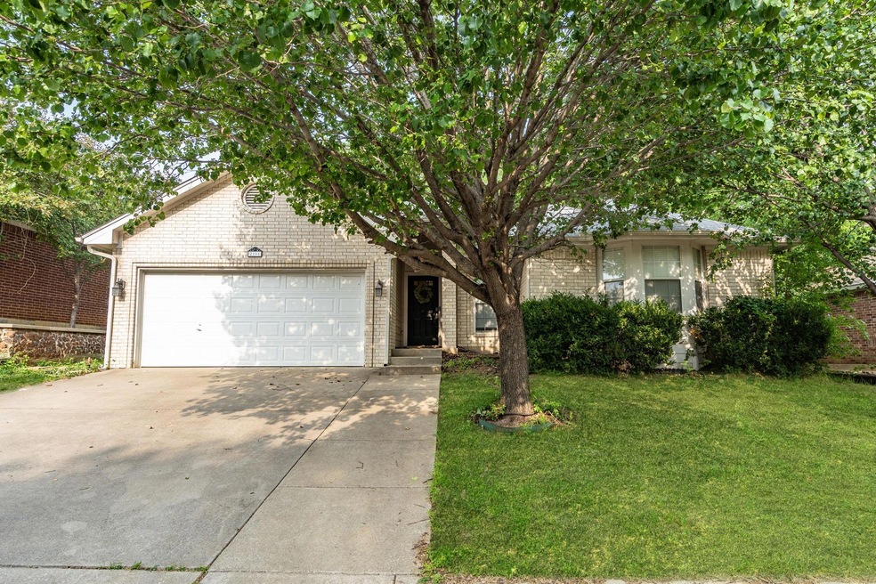 2101 Leslie St, Denton, TX 76205 - photo 1