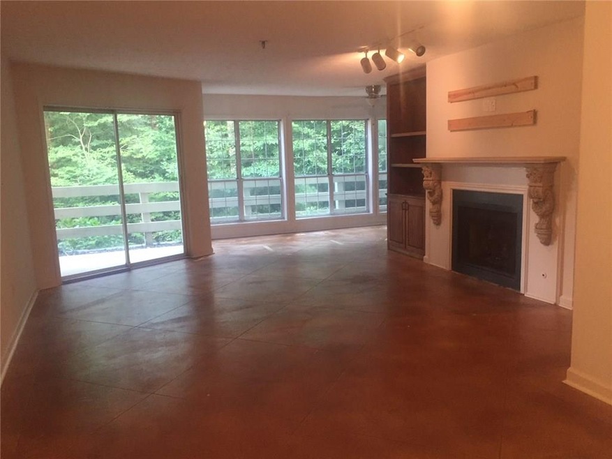Excellent living space with exceptional view