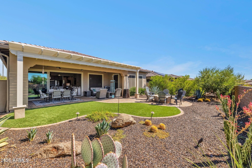 70-web-or-mls-67-print-896A6910