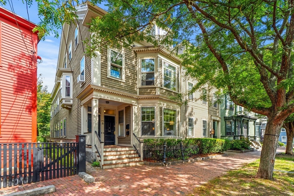 356 Essex St unit 1, Salem, MA 01970 - photo 1